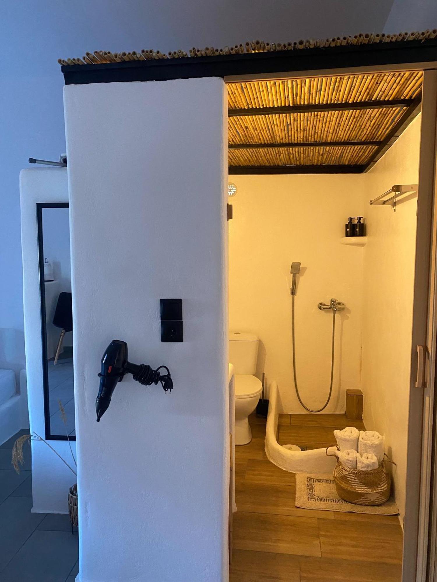 Thiramna Apts Kythnos Apartment Merichas