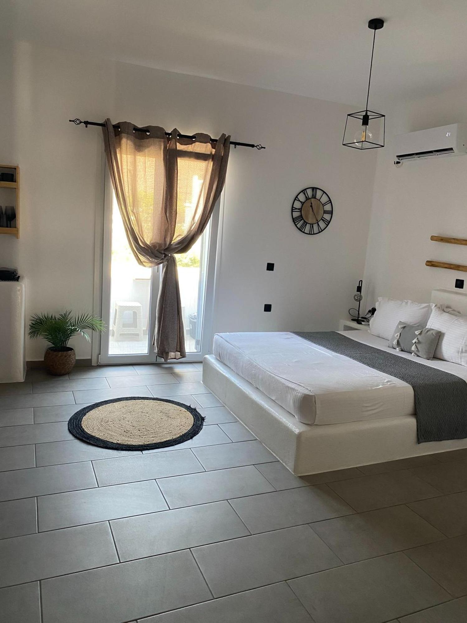 Thiramna Apts Kythnos * Merichas