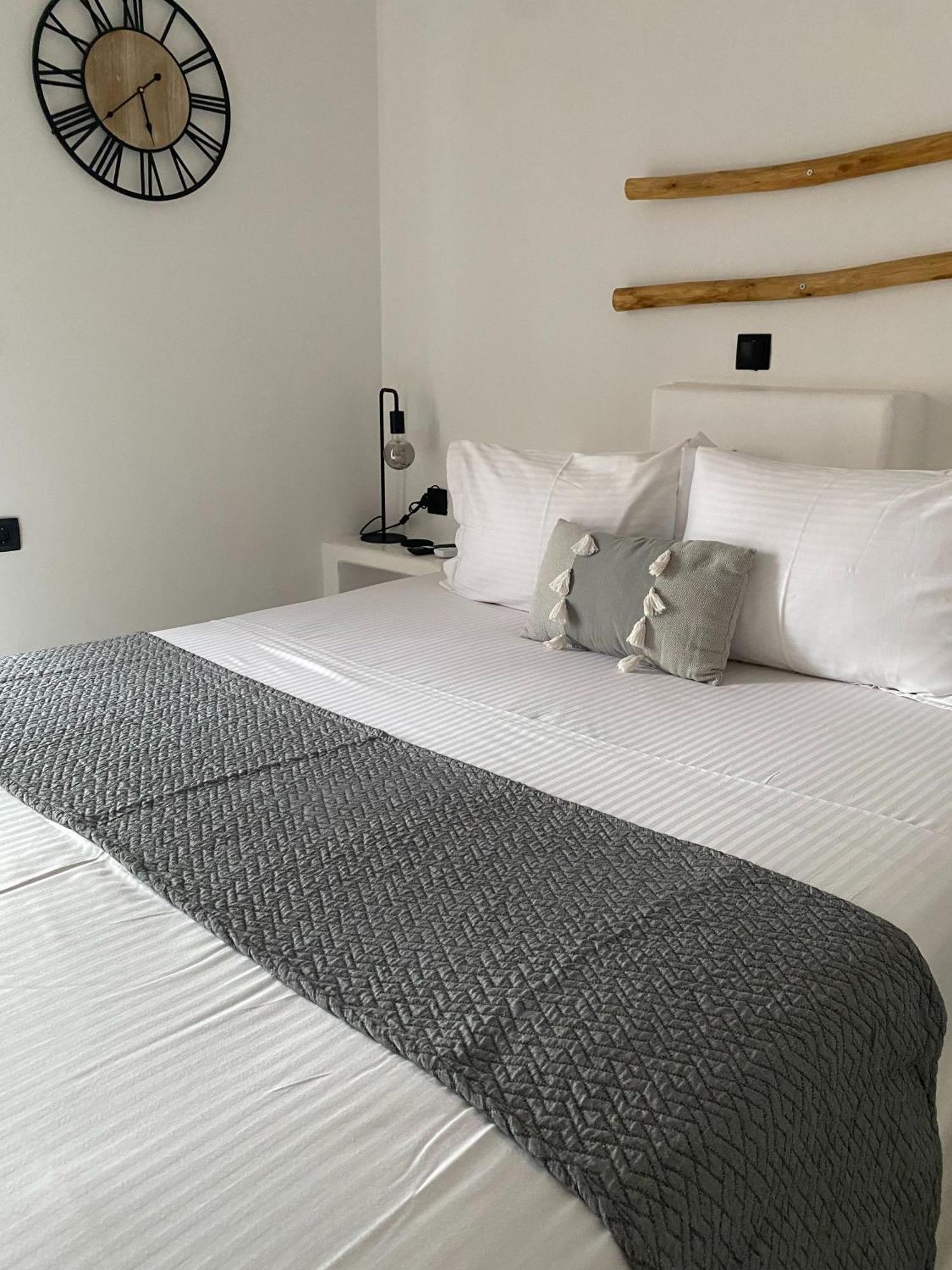 Thiramna Apts Kythnos Apartament *